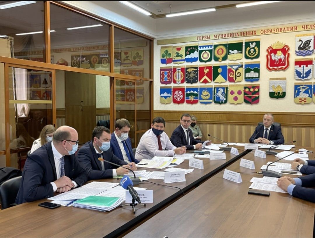 Председатель Законодательного Собрания Челябинской области Александр Лазарев принял участие в заседании комитета по строительной политике и жилищно-коммунальному хозяйству.