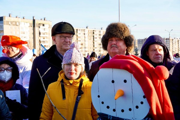 Депутаты фракции СПРАВЕЛИВАЯ РОССИЯ – ЗА ПРАВДУ приняли участие в благотворительной акции «Снеговики-добряки»